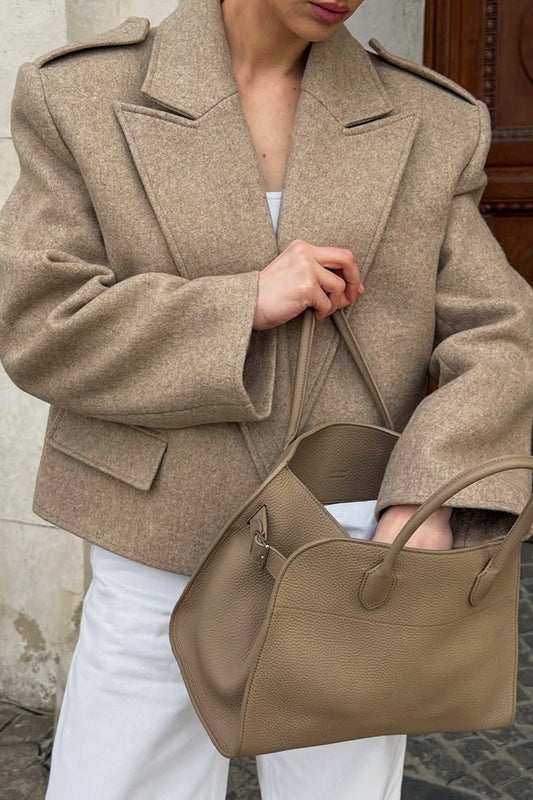 Vintage Blazer aus massiver Wolle mit weitem Kragen, Kurzmantel