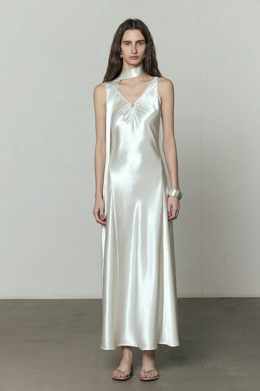 Neues Temperament-Maxikleid mit V-Ausschnitt