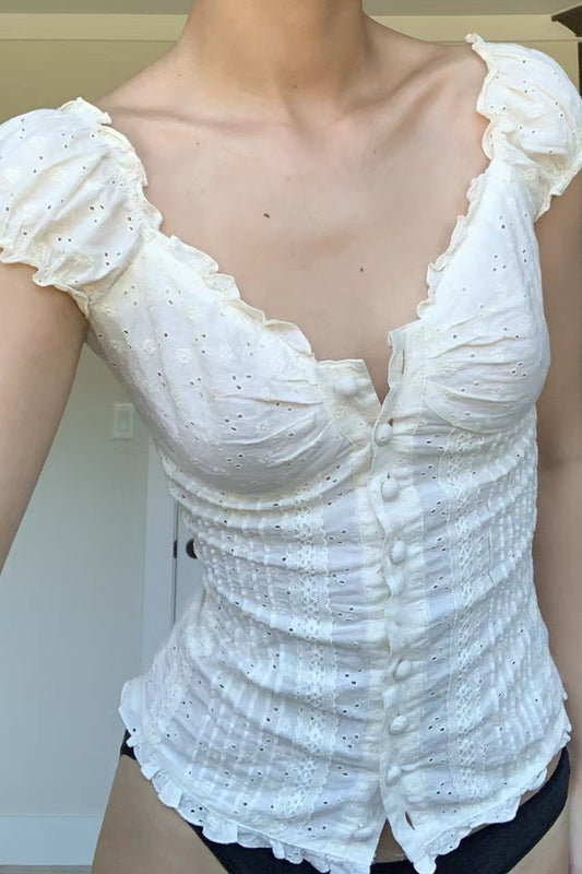 Tanktop mit gerafftem, tiefem Ausschnitt, Knöpfen und Rüschenspitze