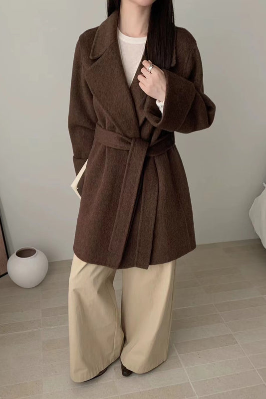 Langer, doppelseitiger Wollmantel im Hepburn-Stil