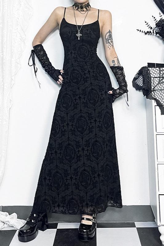 Figurbetontes Gothic-Kleid mit gekreuzten Trägern