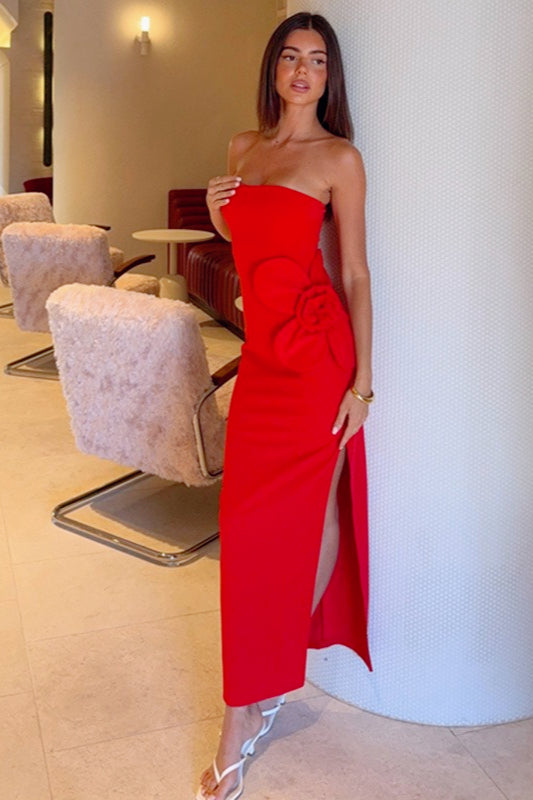 Partykleid mit Blumenapplikationen