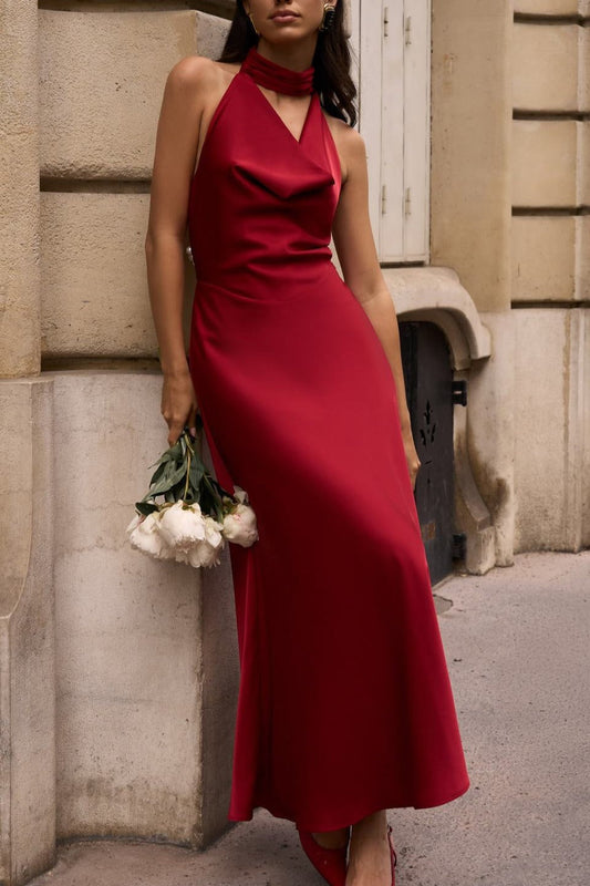 Partykleid mit drapiertem Wasserfallausschnitt