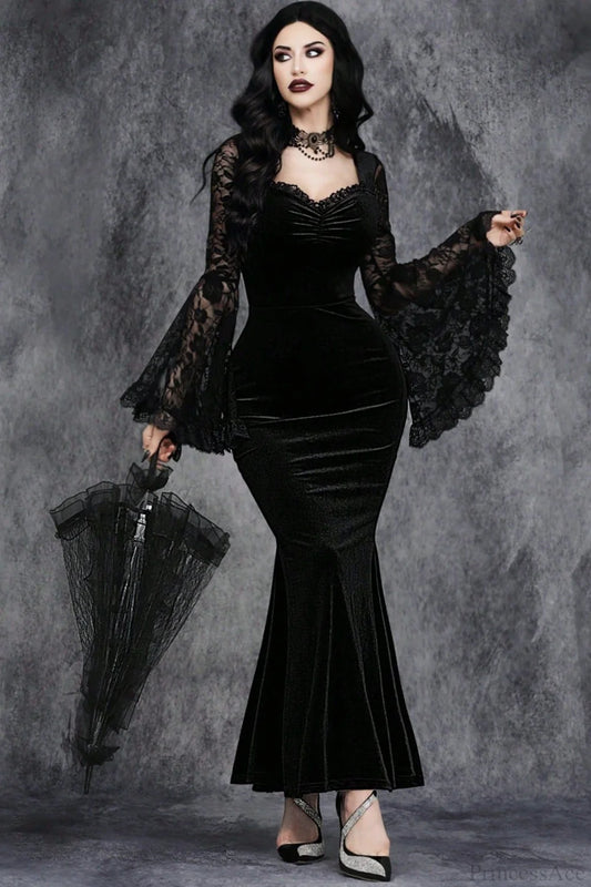 Flare Sleeve Lace Gothic Dress Black / S