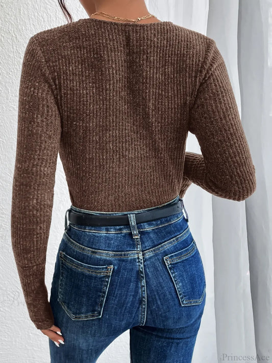 New Design Kink Deep V-Neck Solid Color Slim Sweater Top Women knittop-250126