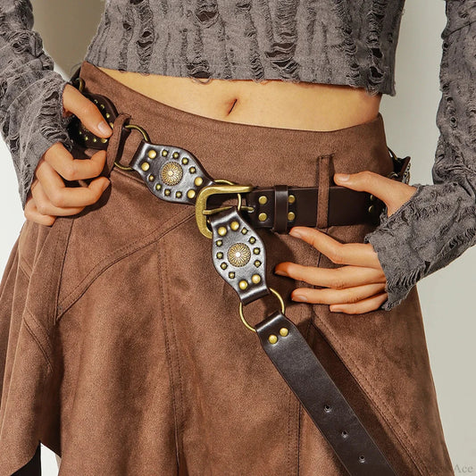 Seasoning Female Gothic Rivet Slim-Fit Belt