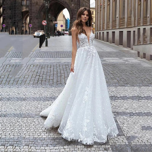 V-Neck Mermaid Sheer Tulle Wedding Dress lvory white / 2 weddingdress-250223