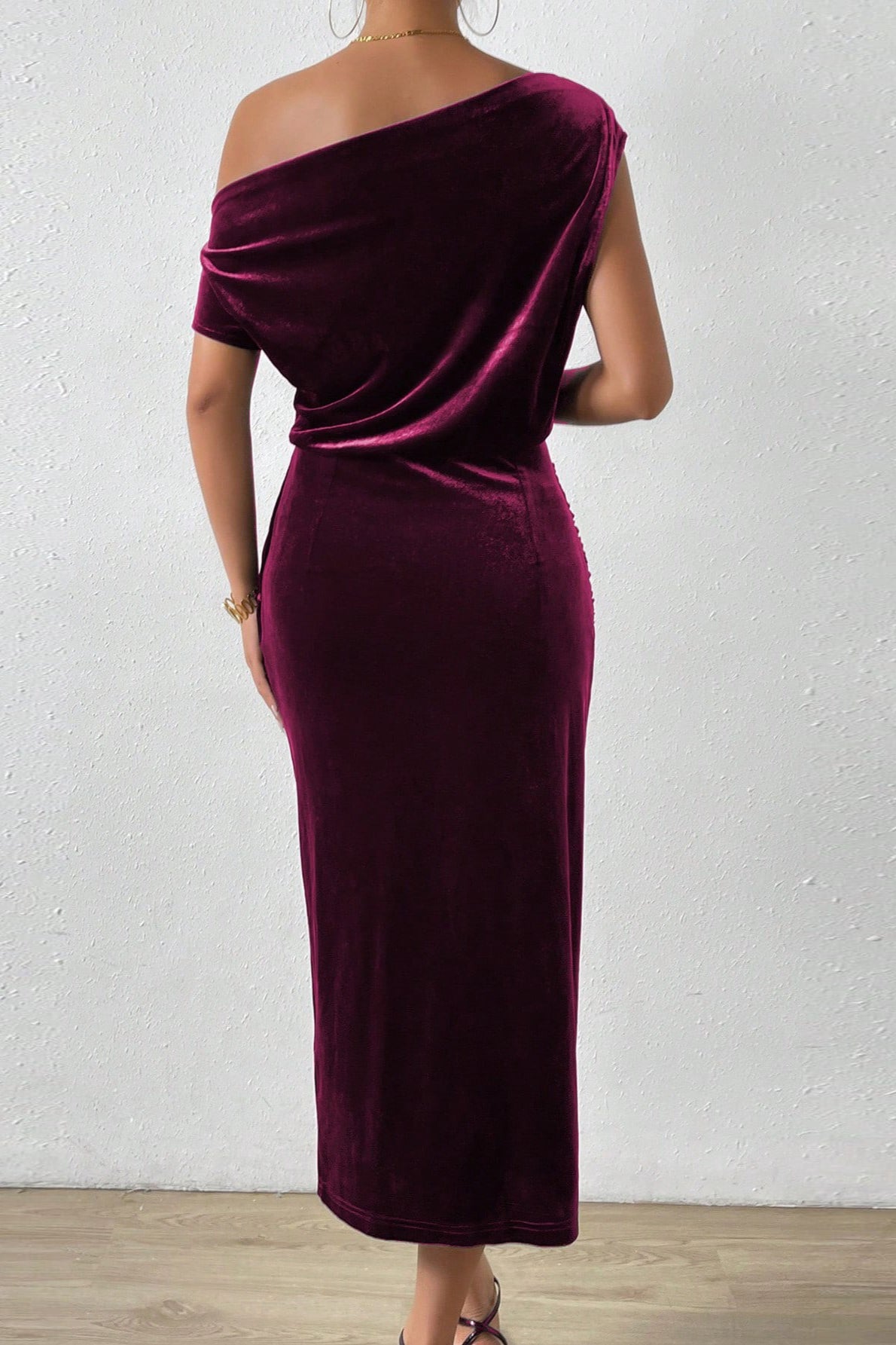 Off-the-shoulder Bodycon Cocktail Dress