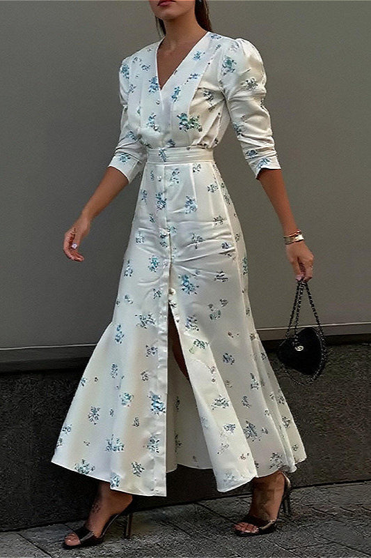 Elegantes Kleid mit V-Ausschnitt, geraffter Taille und schmaler Passform