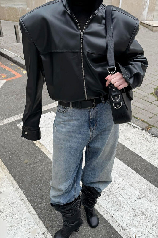 Motorradjacke aus Leder mit hohem Kragen