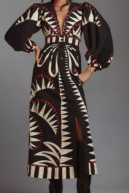 Retro-Blumenkleid mit langen Ärmeln im Boho-Stil