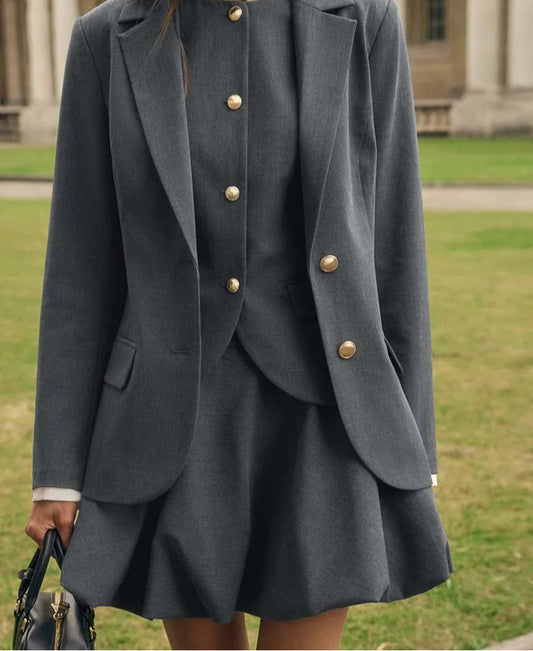 Graues Button-Down-Shirt-Tank-Mini-Office-Zweiteiler-Set