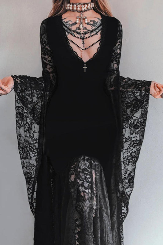Gothic-Kleid aus Spitzensamt