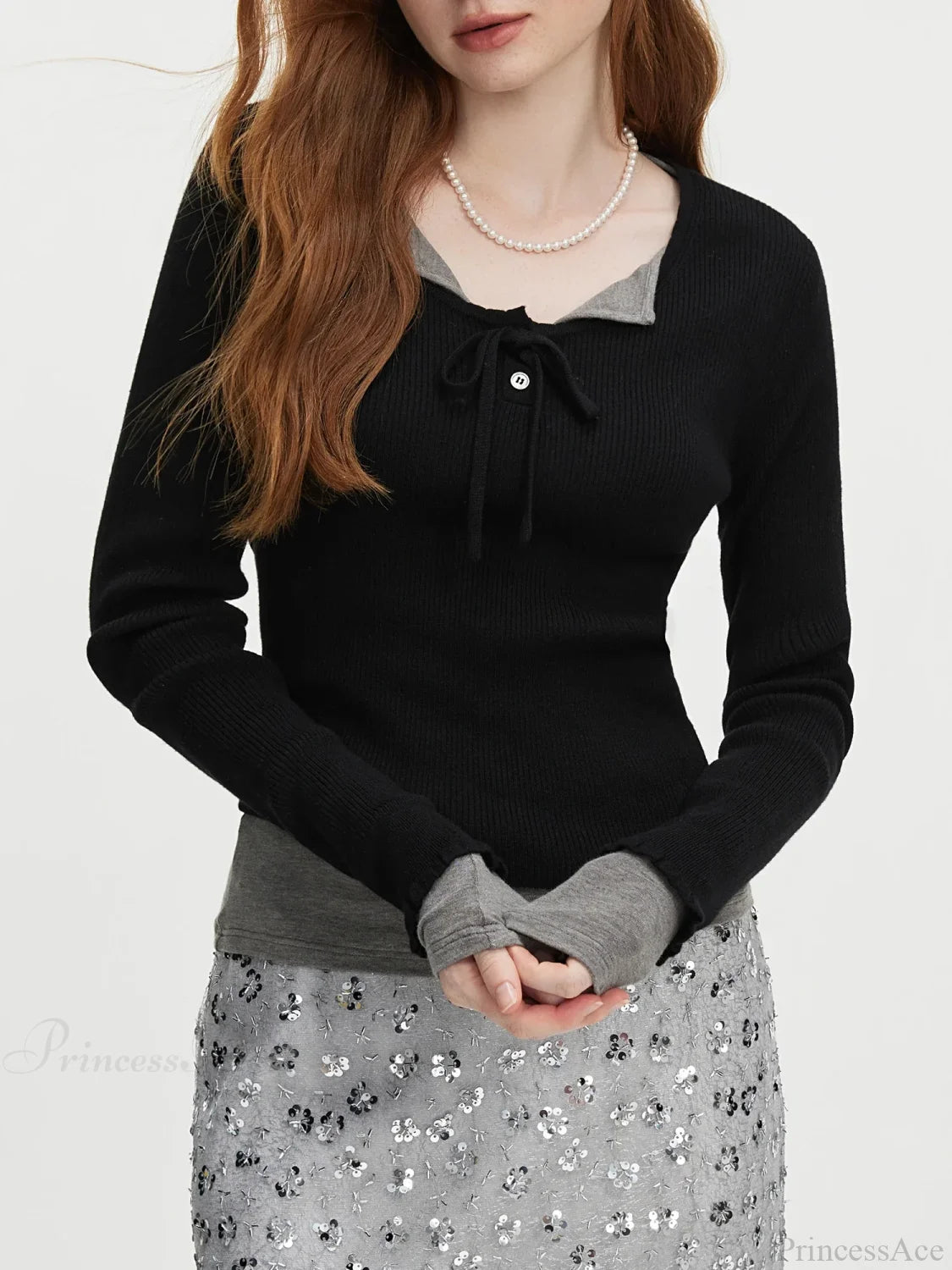 3.9% Wool U - Neck Lace - Up Slim Sweater Black / XS