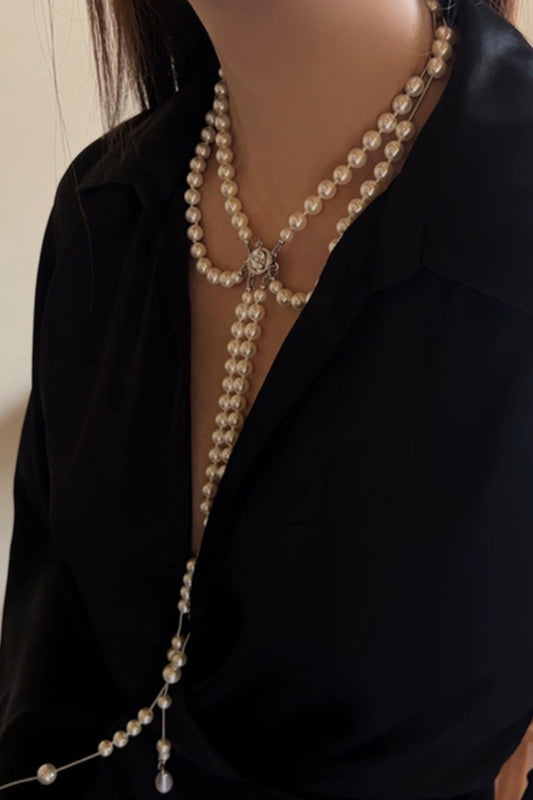 Dreilagige Quasten-Halskette mit gebrochenen Perlen, Saturn-Motiv