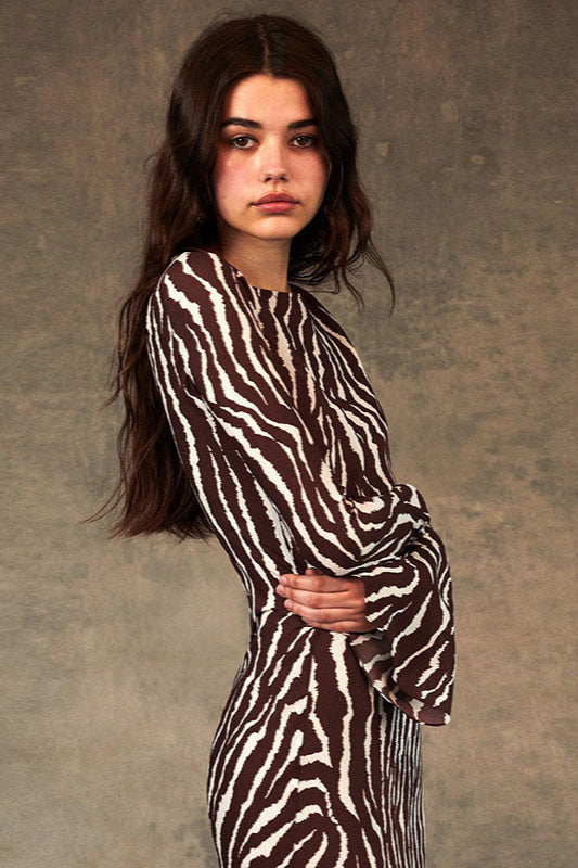 Figurbetontes Maxikleid mit Rundhalsausschnitt und Blumendruck