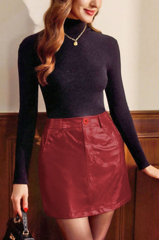 Hochtaillierter, figurbetonter A-Linien-Rock