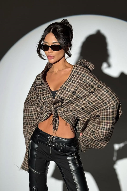 Karierte Bluse mit Distressed-Kragen