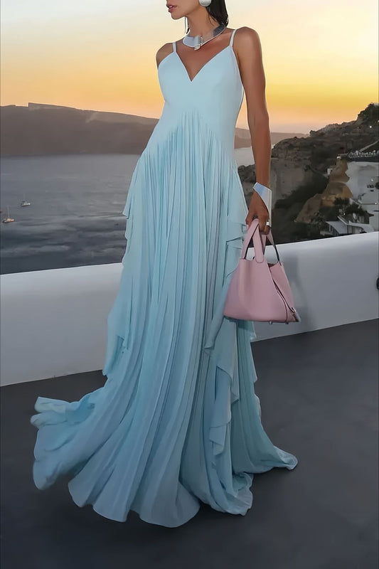 Schwingendes, plissiertes, mehrlagiges Maxikleid