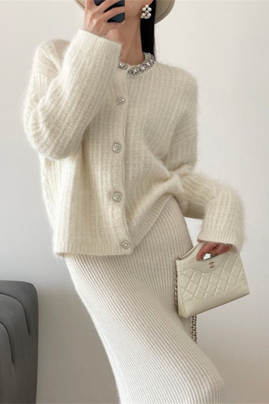Schmal geschnittener Strickcardigan mit V-Ausschnitt