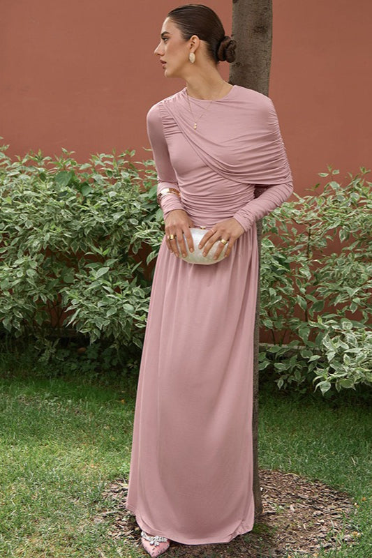 Vintage Maxikleid mit Raffungen, hoher Taille und langen Ärmeln