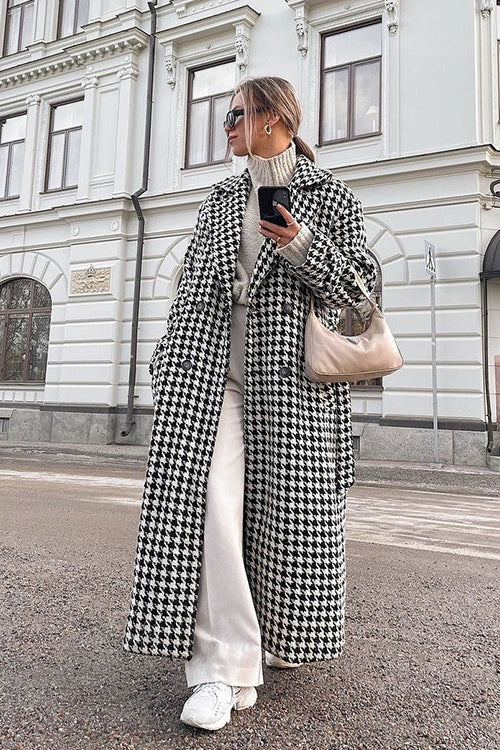 Langer Trenchcoat mit Hahnentrittmuster, schick und elegant