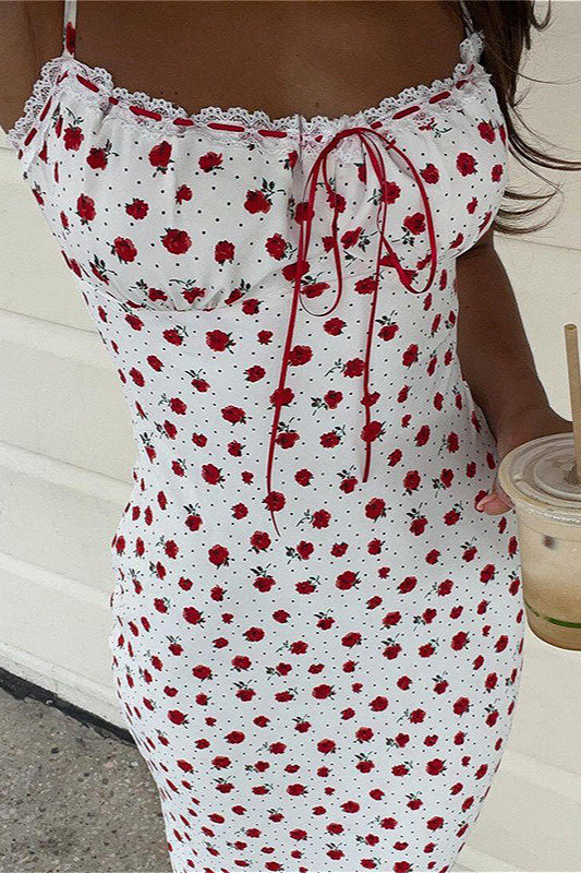 Süßes Cami-Kleid aus Kordelspitze mit Blumenmuster