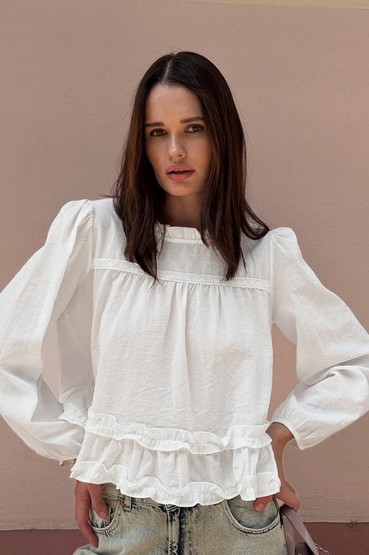 Rundhalsausschnitt, Rüschenbluse mit lockerem Schnitt