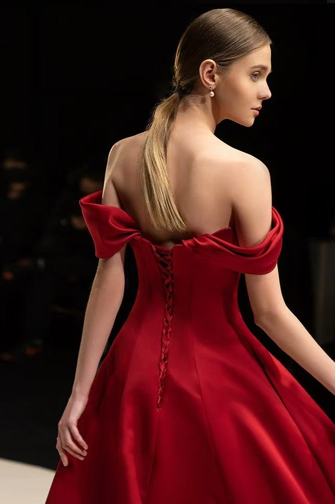 Elegant Satin One Shoulder Burgundy Formal Dress