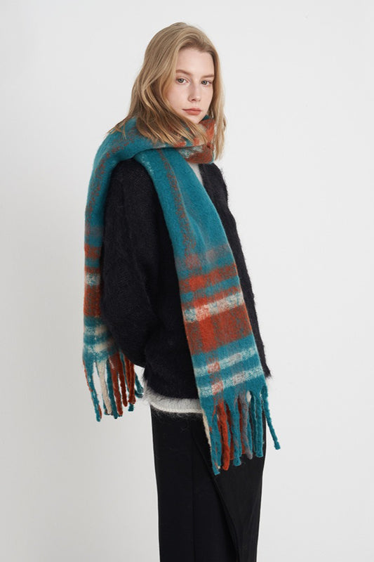 Vintage-karierter, kuscheliger Strickschal