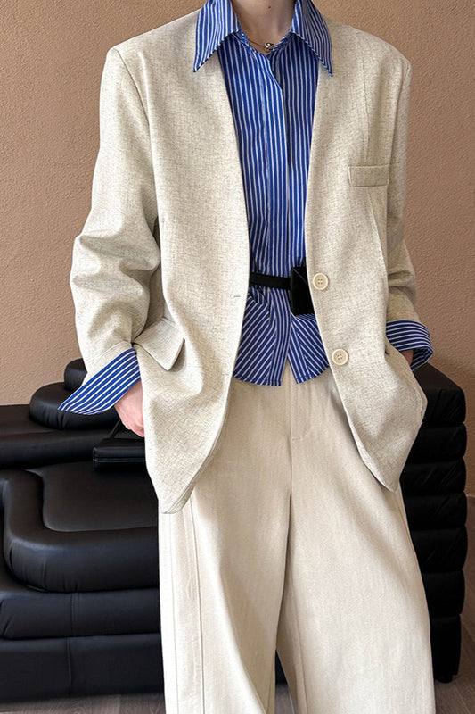 Lässiger Blazer mit V-Ausschnitt