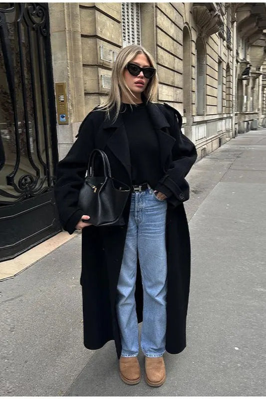 Eleganter, zweireihiger, langer Mantel mit Umlegekragen