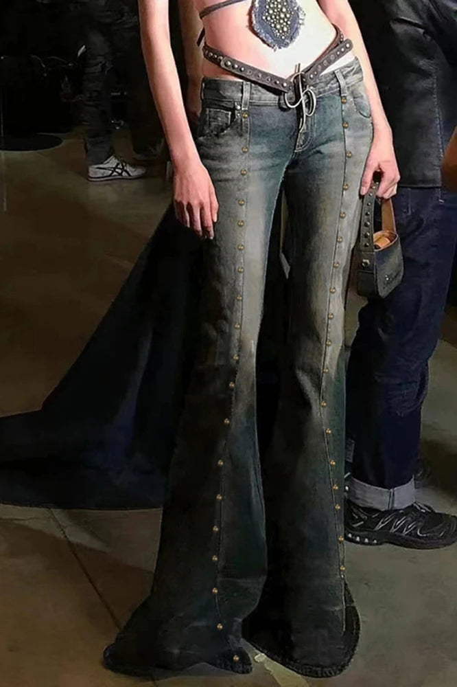 Rivet Stitch Low Rise Flared Jeans