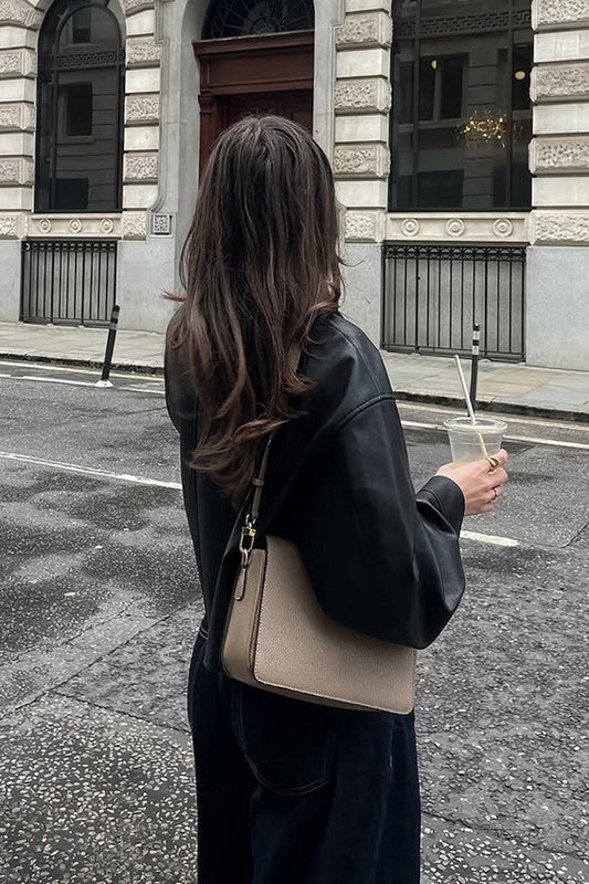 Schicke Motorradjacke aus mattem Leder