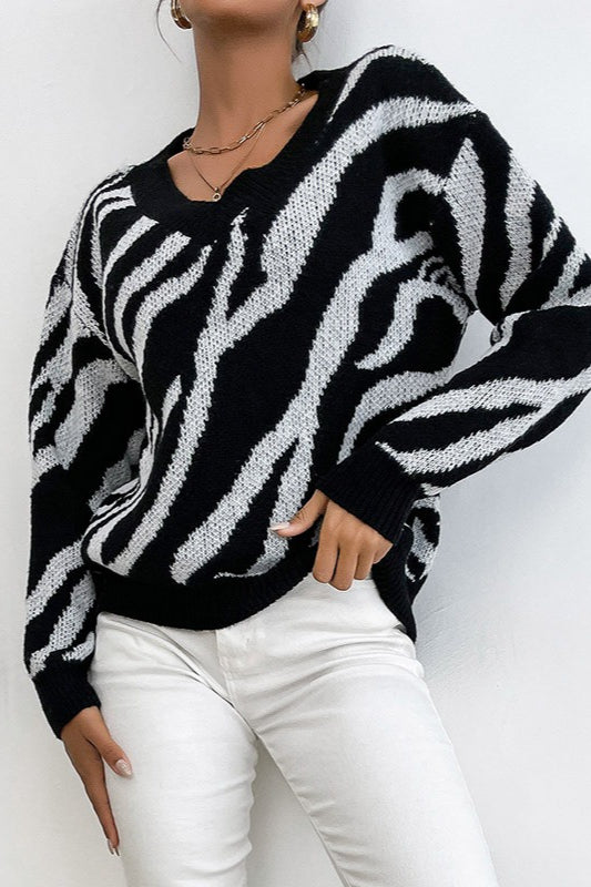 Warmer Pullover mit Zebramuster