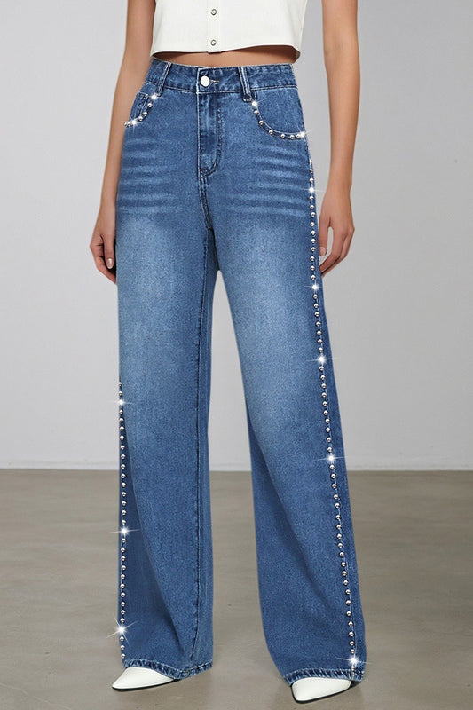 Gewaschene, perlenbesetzte High-Waist-Jeans mit geradem Bein und geradem Bein