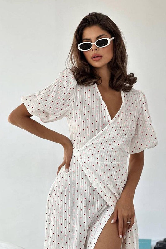 Maxi-Wickelkleid aus Baumwolle mit V-Ausschnitt und Herz-Print