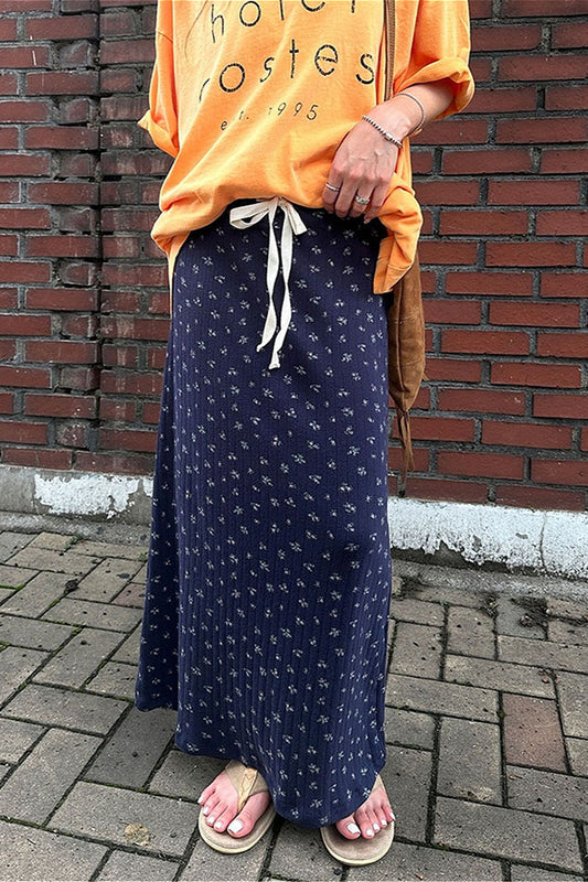 Marineblauer Freizeitrock mit Blumenmuster und Kordelzug