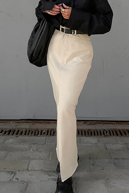 Figurbetonter Maxirock mit geschlitztem Saum