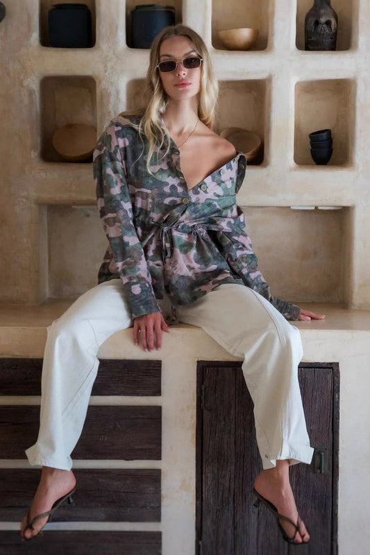 Langarmbluse mit Camouflage-Print