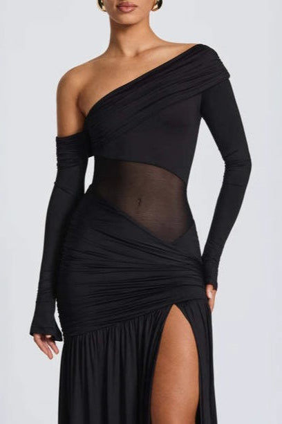Transparentes, plissiertes, schulterfreies Partykleid