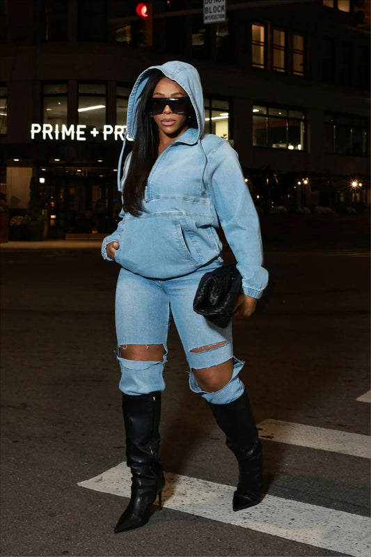 Kapuzenpullover im Streetstyle-Waschungs-Denim