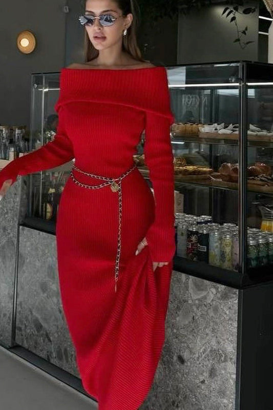 Langärmeliges Strickkleid aus Baumwolle mit Bardot-Kragen und schulterfreiem Design