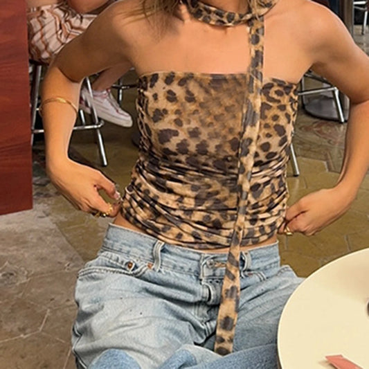 Crop Top mit Leopardenmuster und gerüschtem Schal