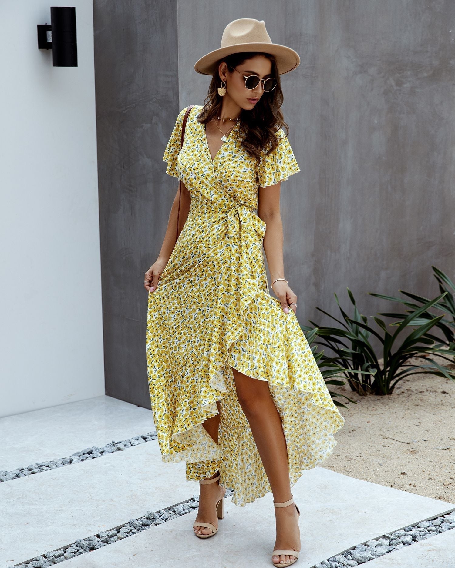 Pink Polka Dot V-Neck Ruffle Short-Sleeved Beach Vacation Summer Dress Dresses