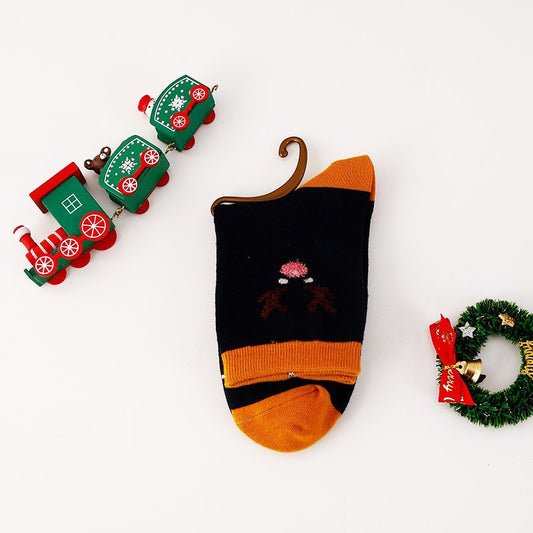 Niedliche gestreifte Socken bis zur Wade