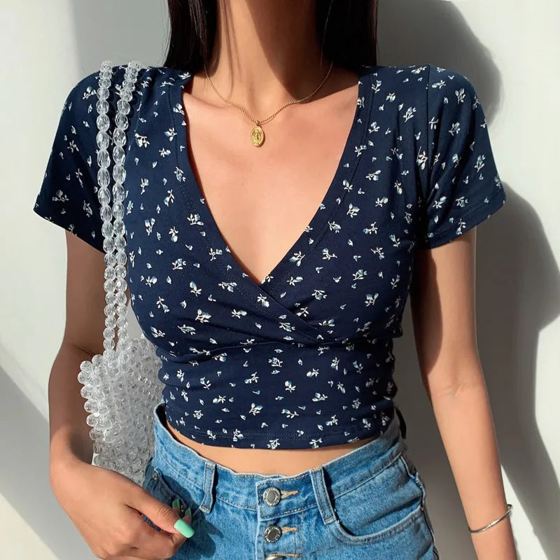 French Retro Floral V-Neck Slim T-Shirt Crop Top