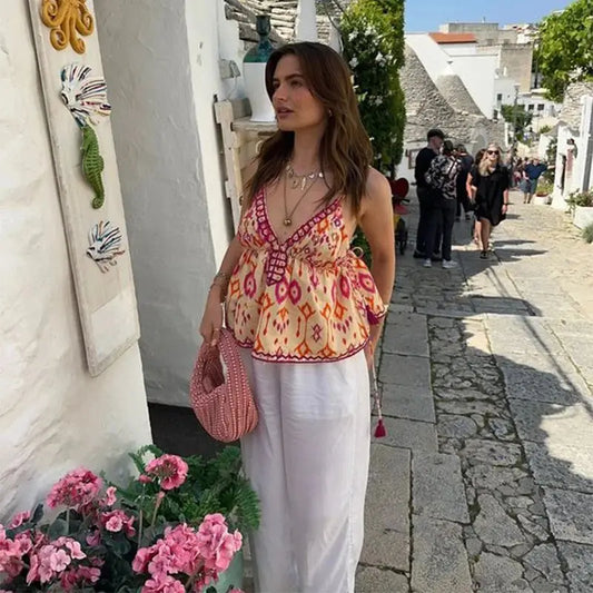 Crop Top mit Stickerei und Quastenträgern