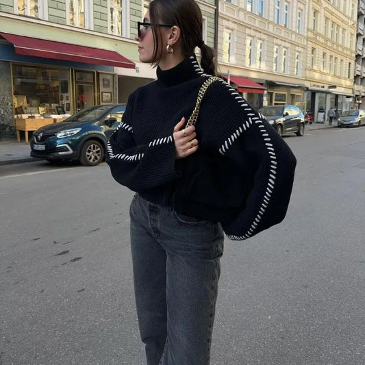 Round Neck Fashion Contrasting Color Sweater Black / S