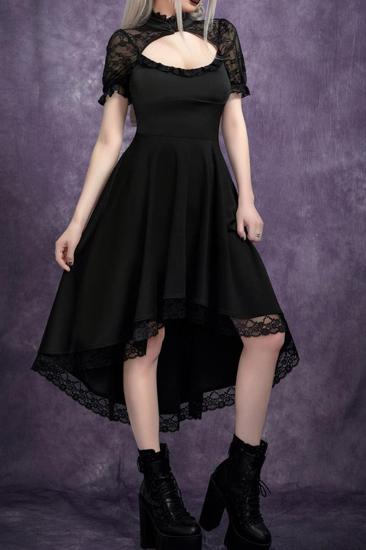Rückenfreies Gothic-Kleid aus Spitze